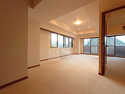 JR山手線 恵比寿駅 徒歩8分の賃貸マンション 8階1LDKのリビング/ダイニング