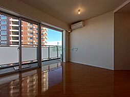 JR総武線 東中野駅 徒歩2分の賃貸マンション 13階1LDKのリビング/ダイニング