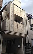 新大久保駅より徒歩9分 築15年10ヶ月 3階建の賃貸物件