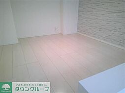 メゾンクレール 103 1階ワンルームのリビング/ダイニング