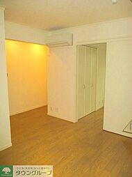 レフィナード千川 2階1DKのリビング/ダイニング