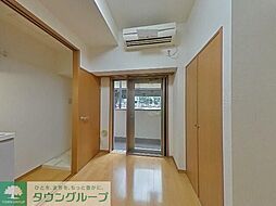 アーバイル池袋イースト 204 2階ワンルームのリビング/ダイニング