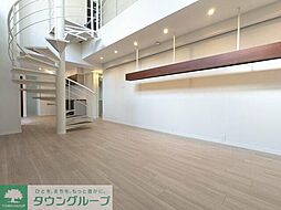 JR山手線 目黒駅 徒歩5分の賃貸マンション 1階2LDKのリビング/ダイニング