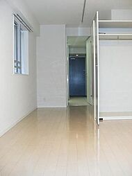 東急田園都市線 三軒茶屋駅 徒歩10分の賃貸マンション 6階ワンルームのリビング/ダイニング