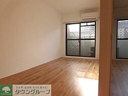 東急東横線 都立大学駅 徒歩10分の賃貸マンション 1階1LDKのリビング/ダイニング