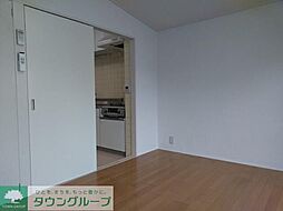 東急東横線 祐天寺駅 徒歩6分の賃貸マンション 4階2Kのリビング/ダイニング