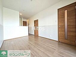 JR八高線 松久駅 徒歩26分の賃貸アパート 1階2LDKのリビング/ダイニング