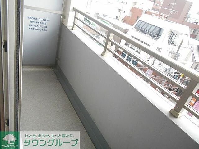 バルコニー