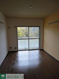 ビューパレー昭島 2階1Kのリビング/ダイニング