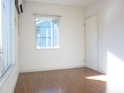 フォレストヒルズ 2階1Kのリビング/ダイニング