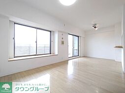 ニューロシティブリーズコートD棟 8階3LDKのリビング/ダイニング