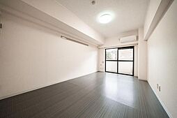 フェニックスヒルズ 1階ワンルームのリビング/ダイニング