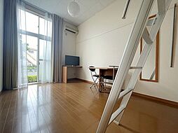 JR中央線 日野駅 バス18分 平町下車 徒歩6分の賃貸アパート 1階1Kのリビング/ダイニング