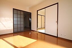 JR青梅線 昭島駅 バス20分 伊奈海道南下車 徒歩5分の賃貸アパート 2階2DKのリビング/ダイニング