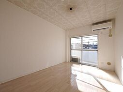 リバーサイドハイツ 102 1階1Kのリビング/ダイニング