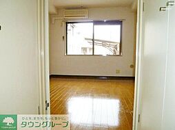 グランドールアン 1階1Kのリビング/ダイニング