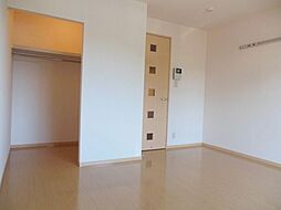 フローラ 1階1Kのリビング/ダイニング