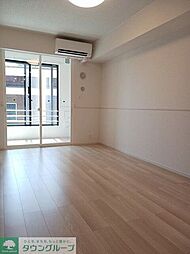 フェアリーＹ 103 1階1LDKのリビング/ダイニング