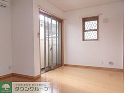 プレアデス 203 2階1Kのリビング/ダイニング