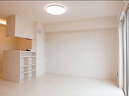 ロイヤルガーデンクワトロ　I棟 102 1階2LDKのリビング/ダイニング