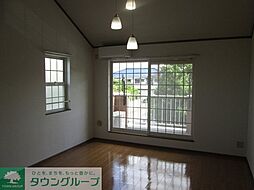 アヴニールII 2階2LDKのリビング/ダイニング