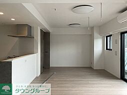 ルミーク大山 702 7階2LDKのリビング/ダイニング