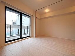 オーパスレジデンス中板橋 705 7階1LDKのリビング/ダイニング