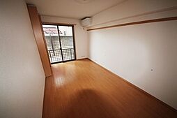 フルールウエハラ 102 1階1Kのリビング/ダイニング