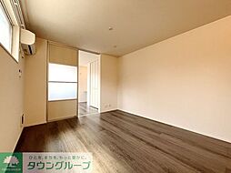 アンジュール小豆沢 102 1階1LDKのリビング/ダイニング