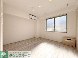 ウィズ高島平 302 3階ワンルームのリビング/ダイニング