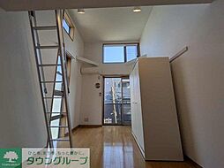 クレーンガーデン 2階ワンルームのリビング/ダイニング