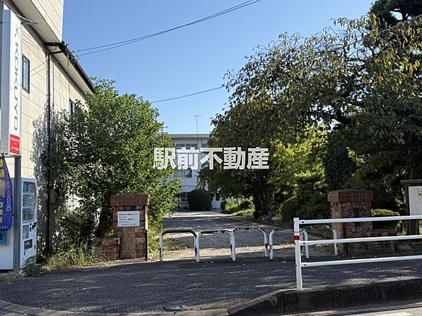 小郡小学校