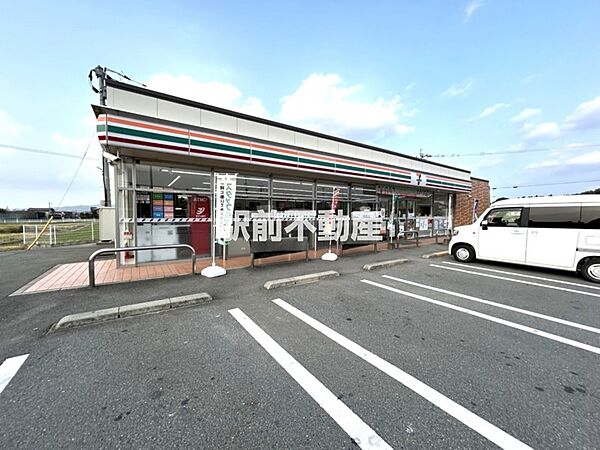 セブンイレブン　立花町