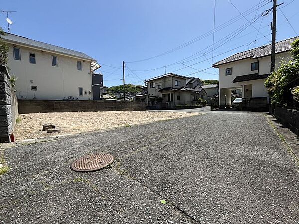 現況更地となっています。解体費用の心配がなく、その分建物費用へ充てていただけます！