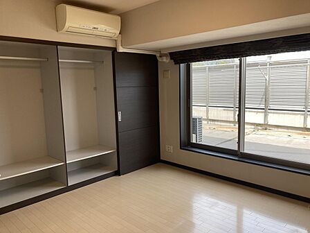 洋室7.8帖