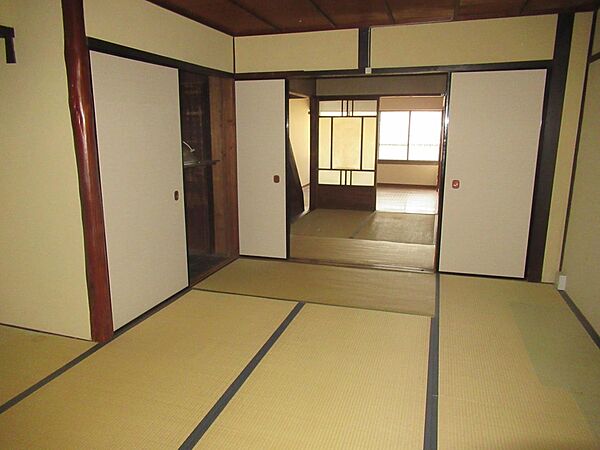 室内