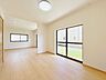 リビング/ダイニング：リフォーム済/1階南側LDK/14帖　フローリング重張、壁天井クロス張替、建具交換を行いました。