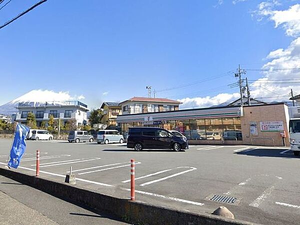 セブンイレブン富士市広見新町店 【コンビニ】徒歩2分 1100m