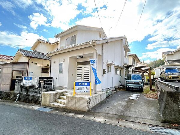 外観：334000218329