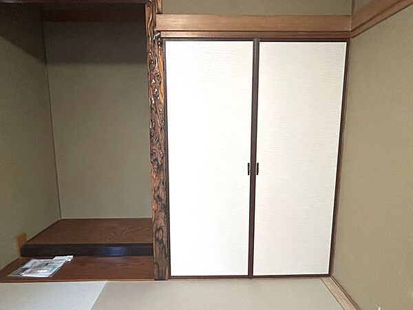 【1階和室収納】クリーニングを行う予定です。