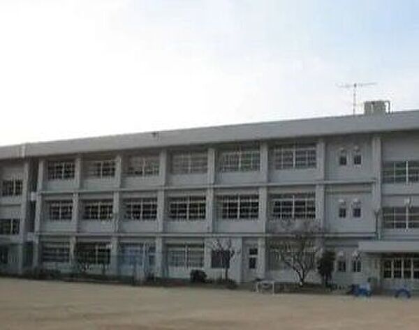 【小学校】三原市立沼北小学校まで約310ｍ（徒歩4分）