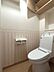 トイレ：【トイレ】トイレは新品交換予定です。壁・天井のクロスは張り替えます。