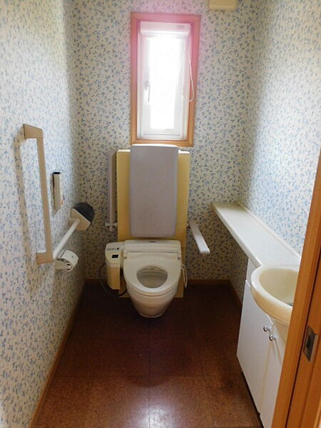 1Fトイレ