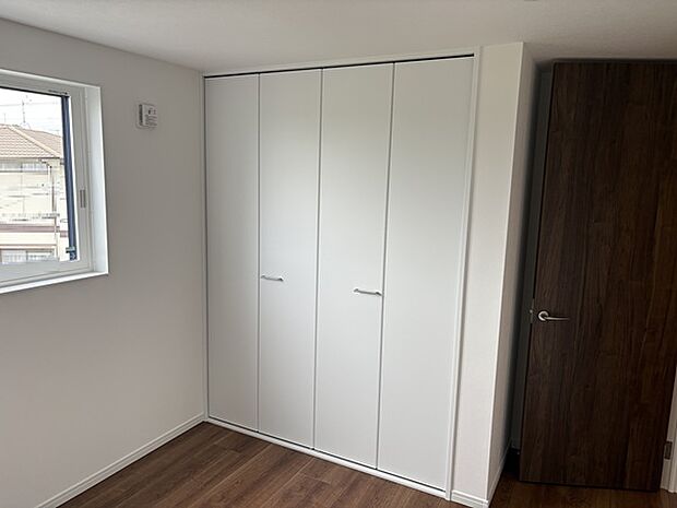 2F北西側洋室5.25帖♪