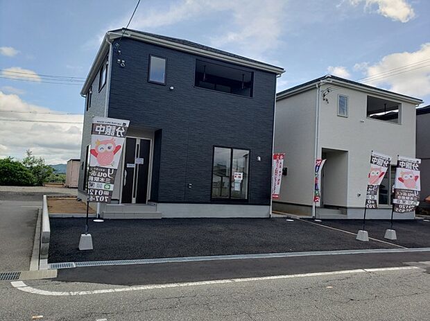 駅より徒歩約12分♪