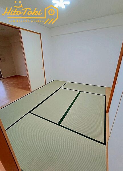 リビング横にある6.5帖和室♪お子様のお昼寝などにもピッタリなお部屋です。