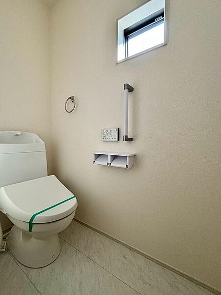 トイレを拡大表示