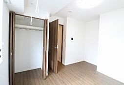 東急東横線 新丸子駅 徒歩3分の賃貸マンション 2階1Kのリビング/ダイニング