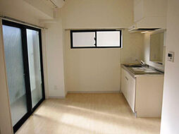 京急本線 京急鶴見駅 徒歩8分の賃貸マンション 1階1LDKのリビング/ダイニング