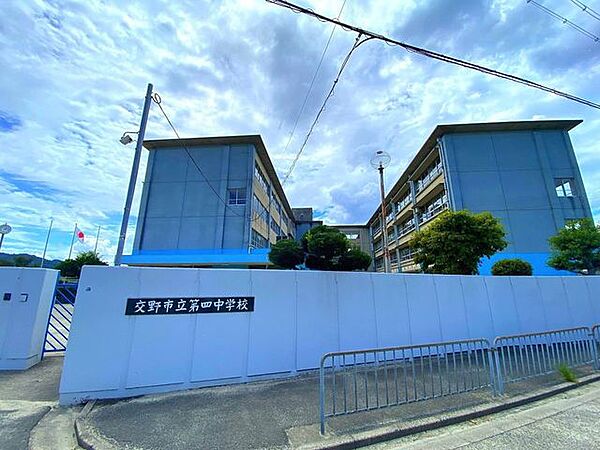 交野市立第四中学校 1400m